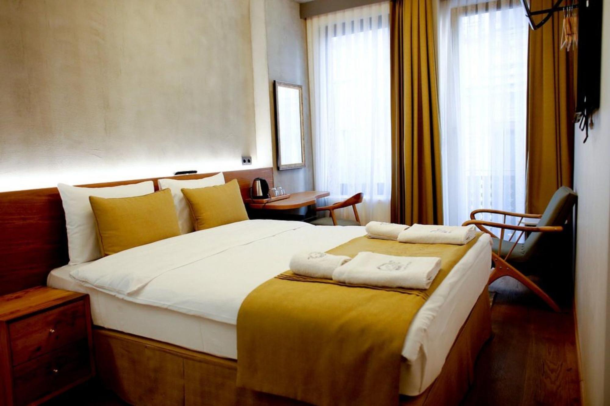 Aleksandr Pera Hotel Istanbul Exterior photo