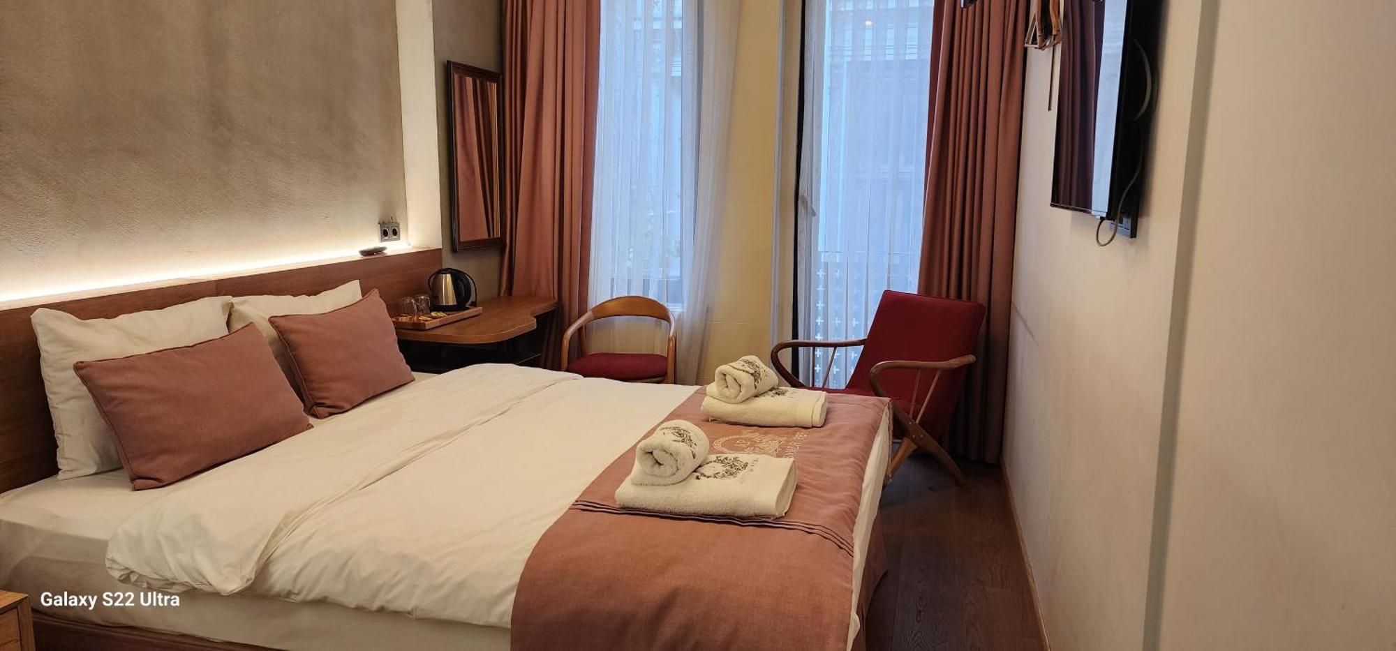 Aleksandr Pera Hotel Istanbul Exterior photo