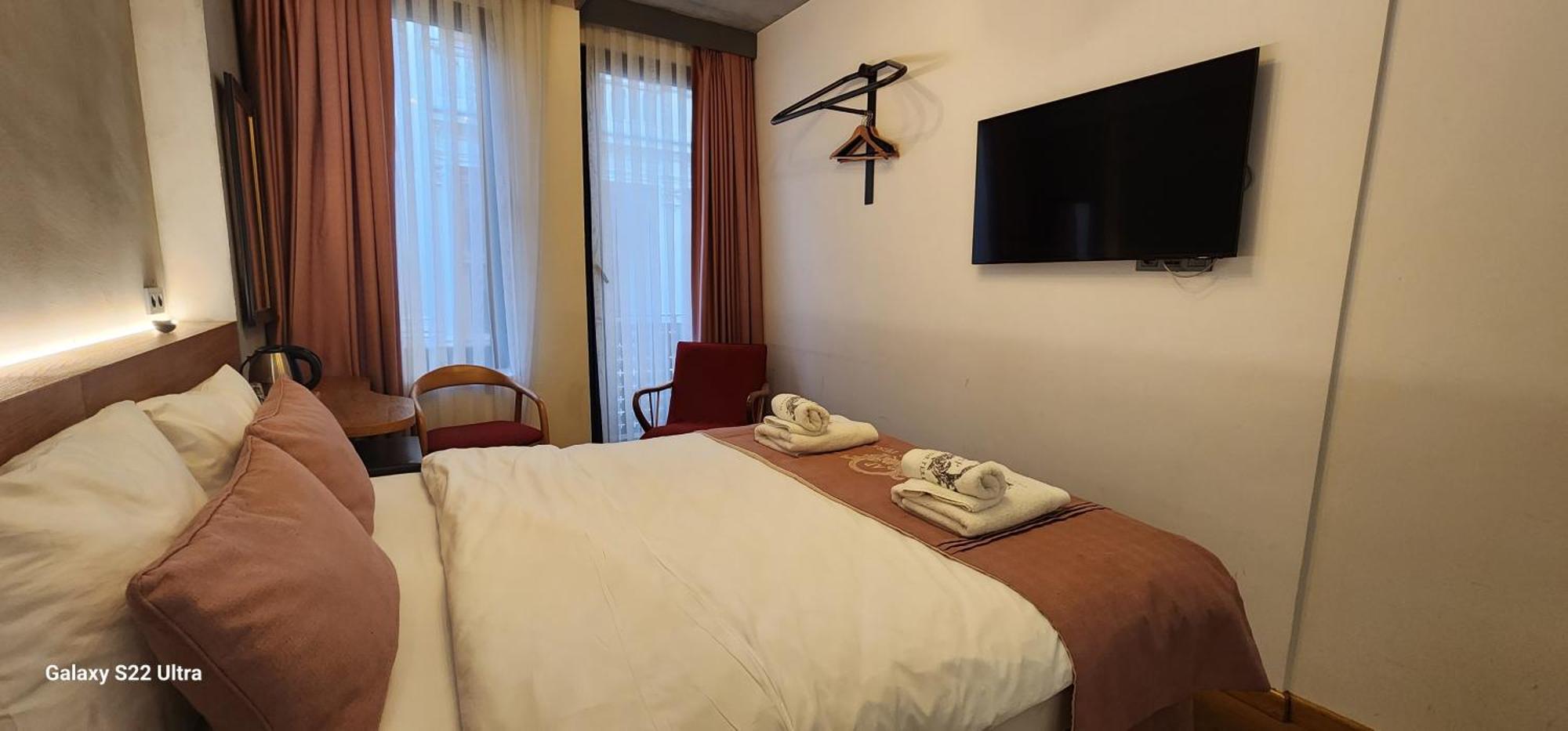 Aleksandr Pera Hotel Istanbul Exterior photo